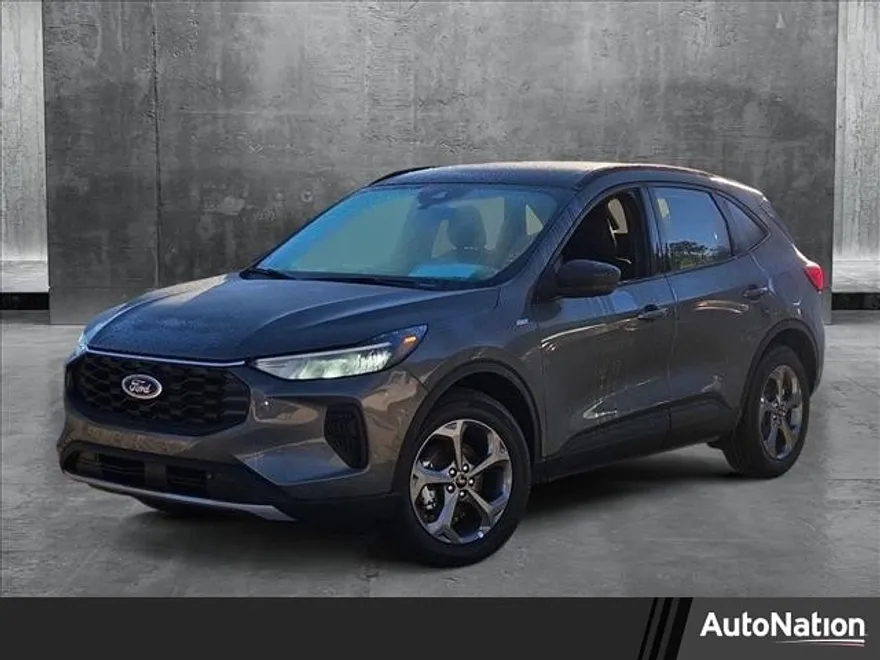 2025 Ford Escape ST-Line photo 1