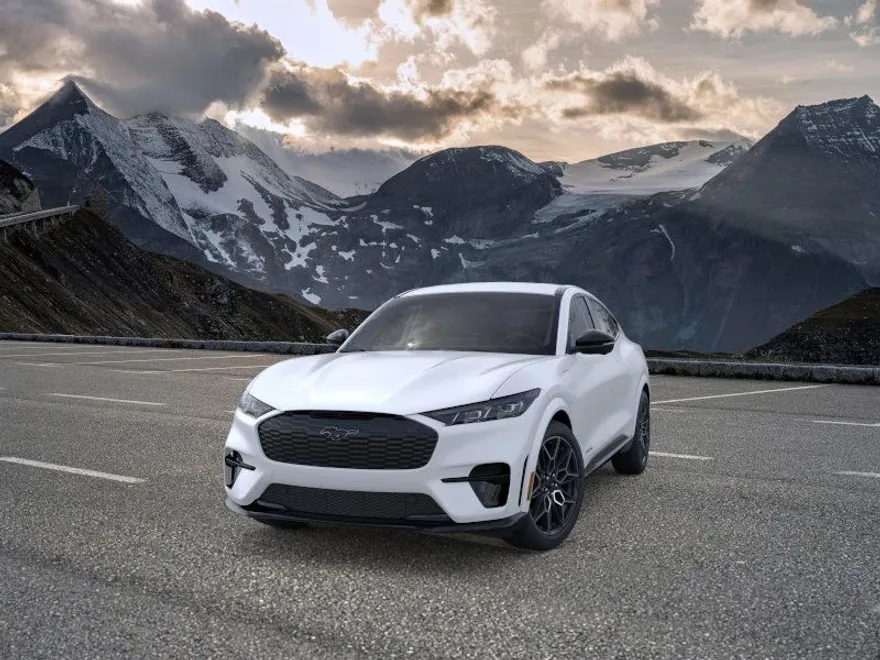 2025 Ford Mustang Mach-E GT photo 1