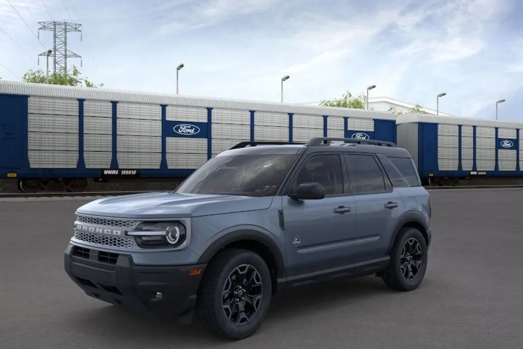 2025 Ford Bronco Sport Outer Banks photo 1