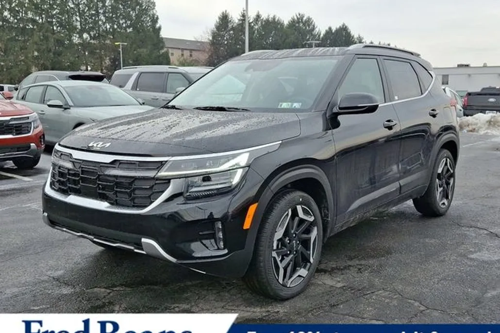 2025 Kia Seltos SX photo 1