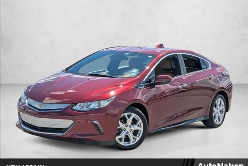 2017 Chevrolet Volt Premier photo 1