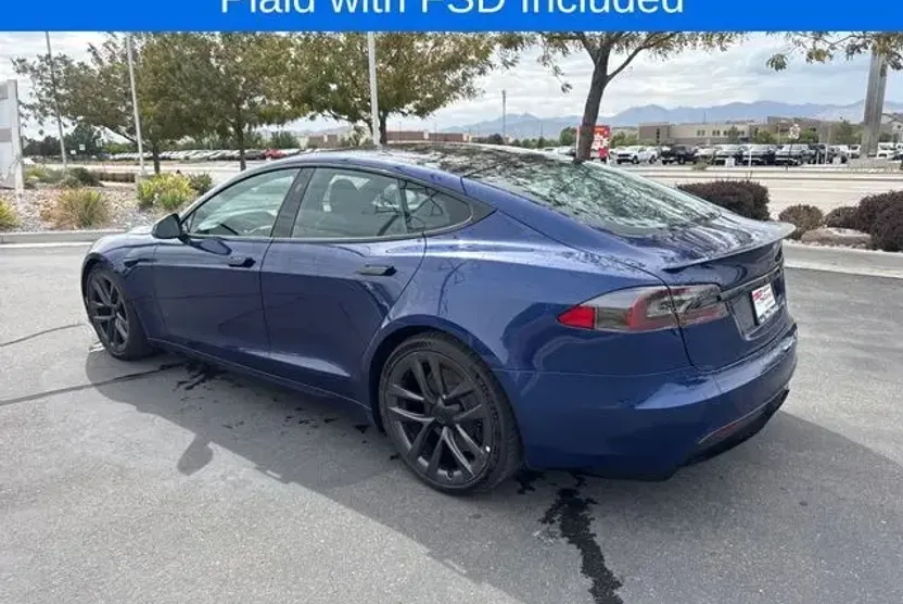 2021 Tesla Model S Plaid photo 1