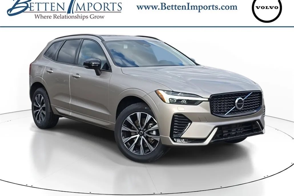 2025 Volvo XC60 B5 Core photo 1