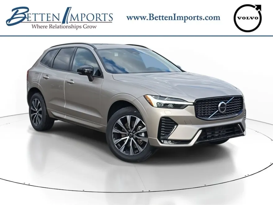 2025 Volvo XC60 B5 Core photo 1