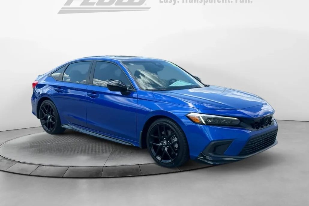 2022 Honda Civic Si photo 1