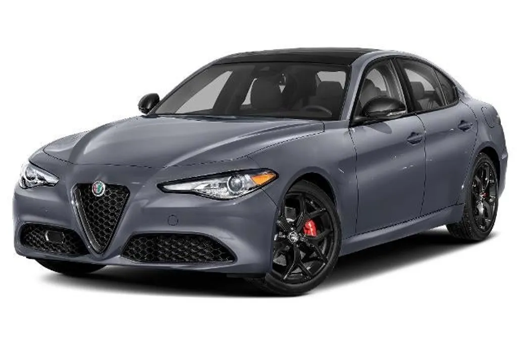 2022 Alfa Romeo Giulia Ti photo 1