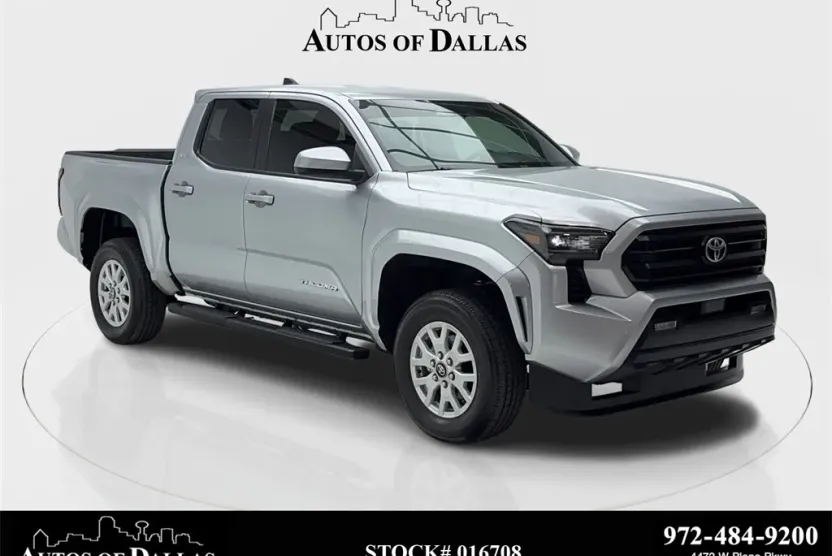 2025 Toyota Tacoma SR5 photo 1