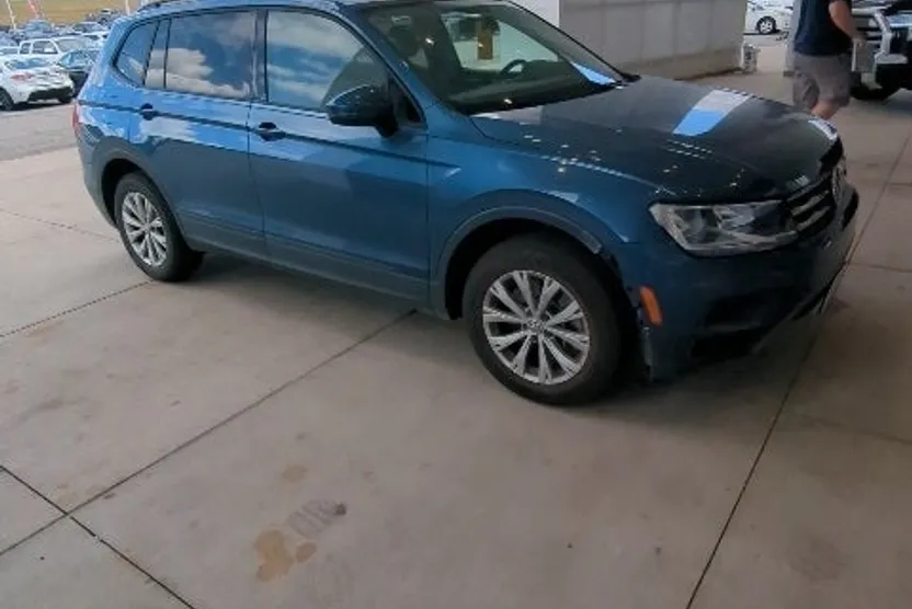 2020 Volkswagen Tiguan S photo 1