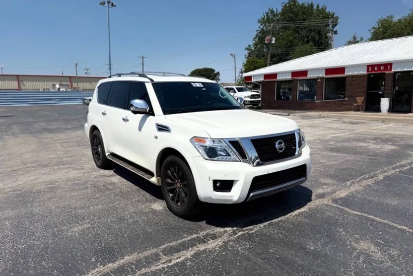 2019 Nissan Armada photo 1