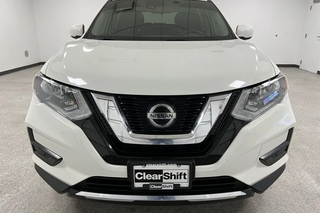 2020 Nissan Rogue S photo 1