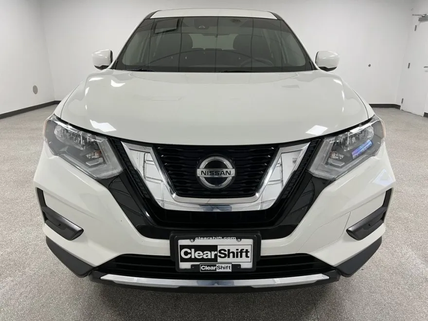 2020 Nissan Rogue S photo 1