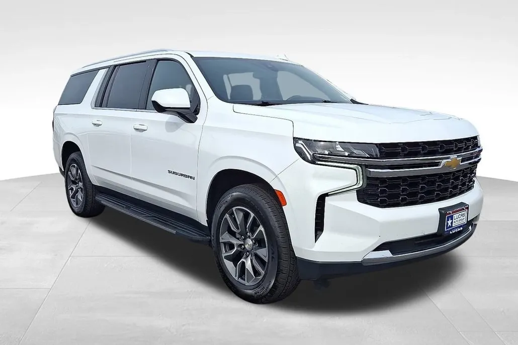 2021 Chevrolet Suburban LS photo 1