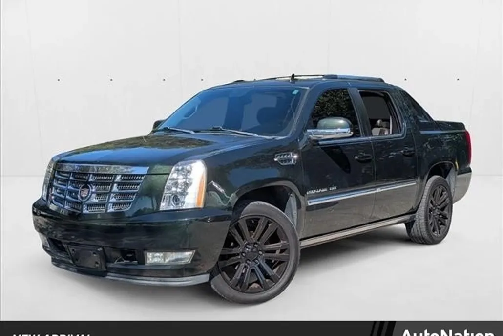 2013 Cadillac Escalade EXT Premium photo 1