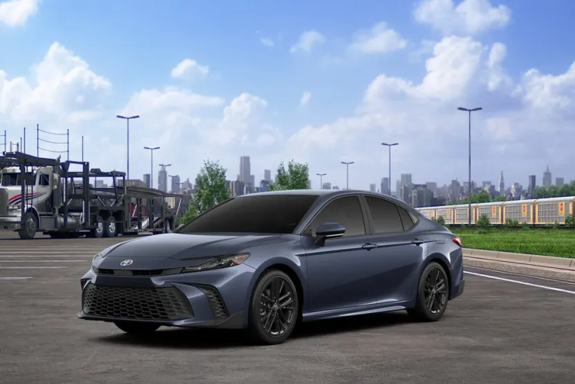 2026 Toyota Camry SE photo 1