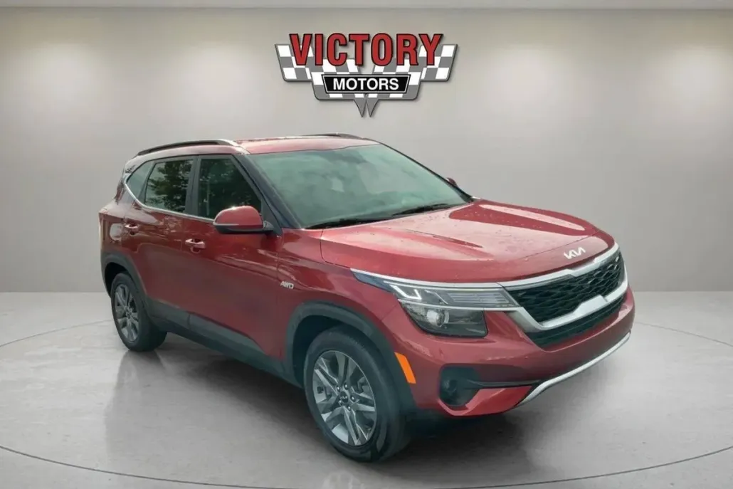 2023 Kia Seltos S Nightfall Edition photo 1