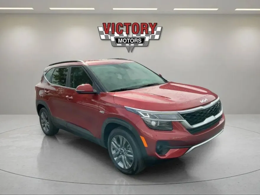 2023 Kia Seltos S Nightfall Edition photo 1