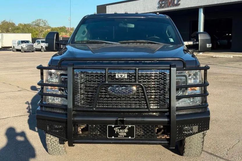 2020 Ford F-350 Lariat photo 1