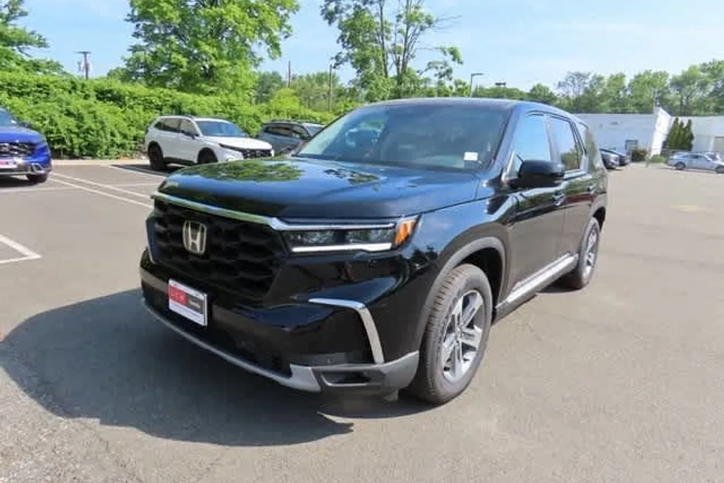 2025 Honda Pilot EX-L photo 1