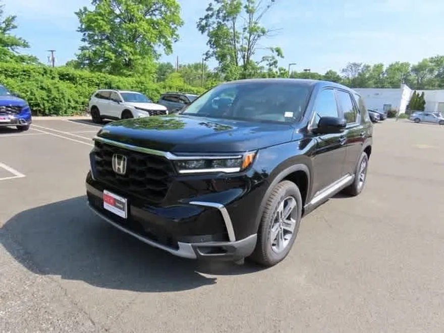 2025 Honda Pilot EX-L photo 1
