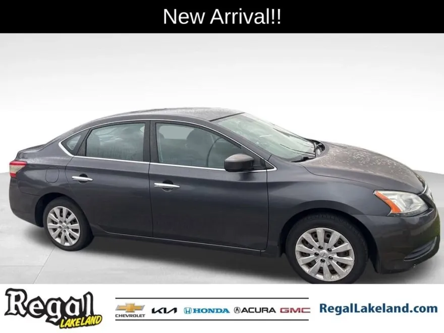 2014 Nissan Sentra SV photo 1