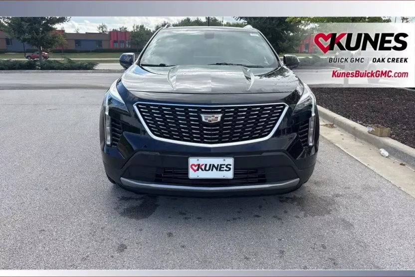 2019 Cadillac XT4 Premium Luxury photo 1