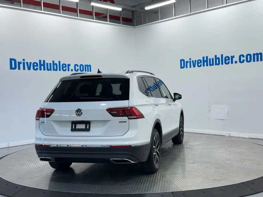 2021 Volkswagen Tiguan SE photo 1