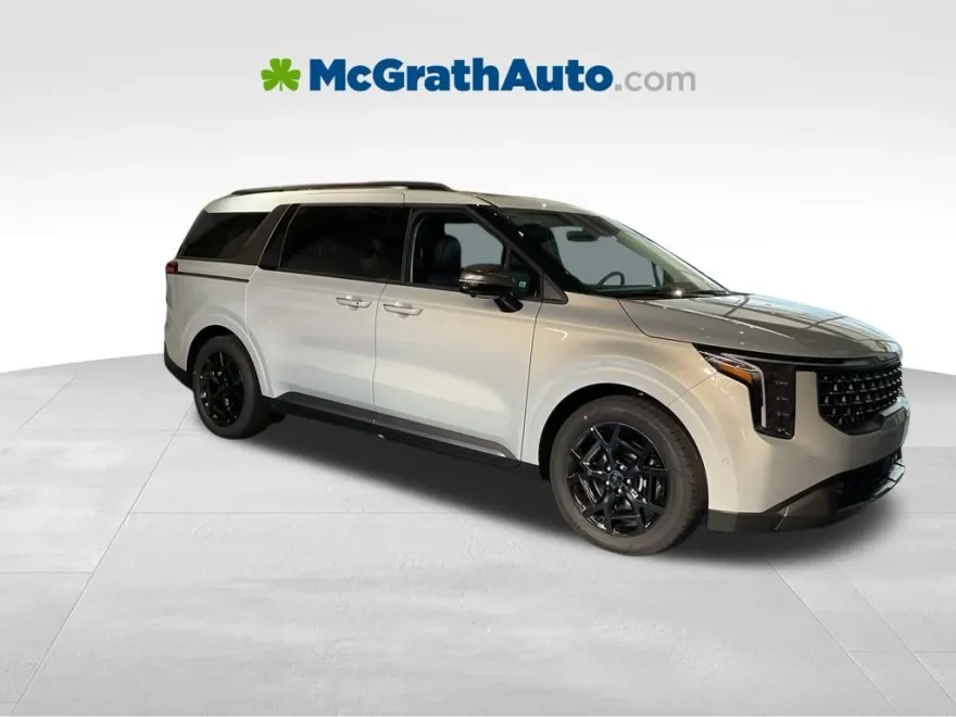 2026 Kia Carnival SX photo 1
