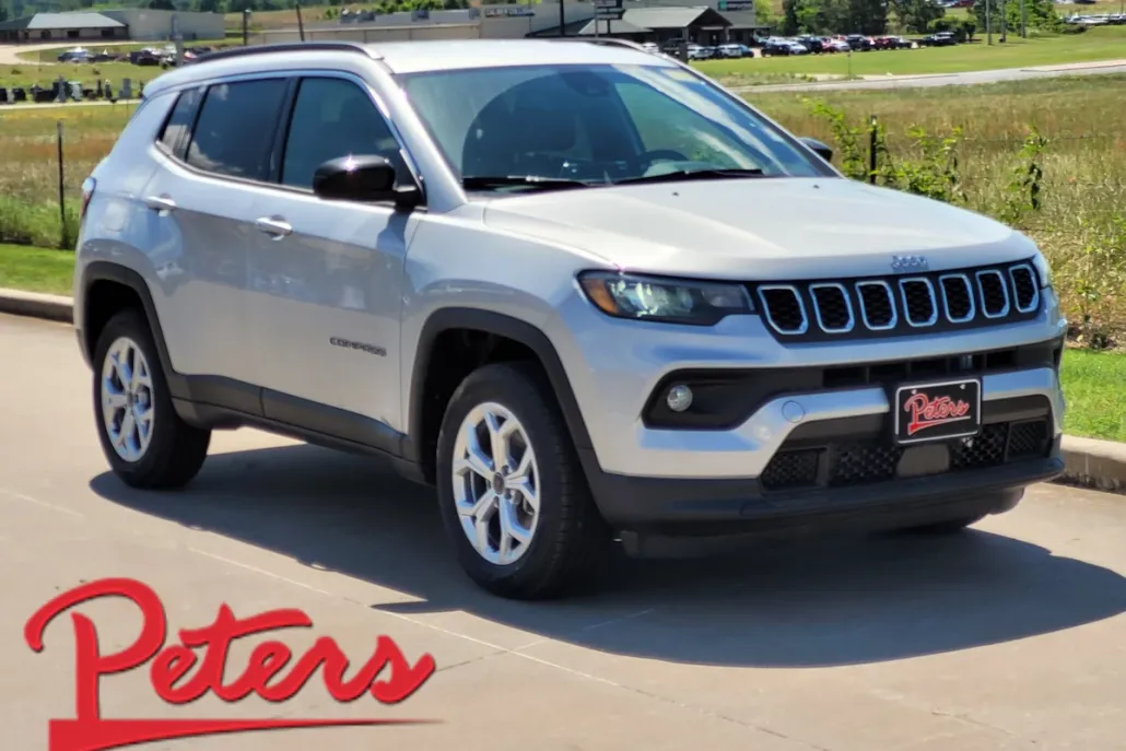 2025 Jeep Compass Latitude photo 1