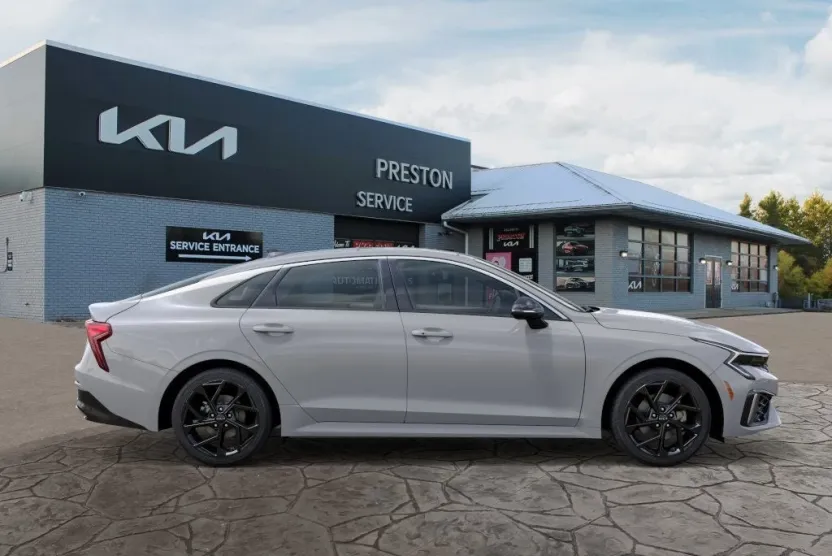 2026 Kia K5 GT-Line photo 1