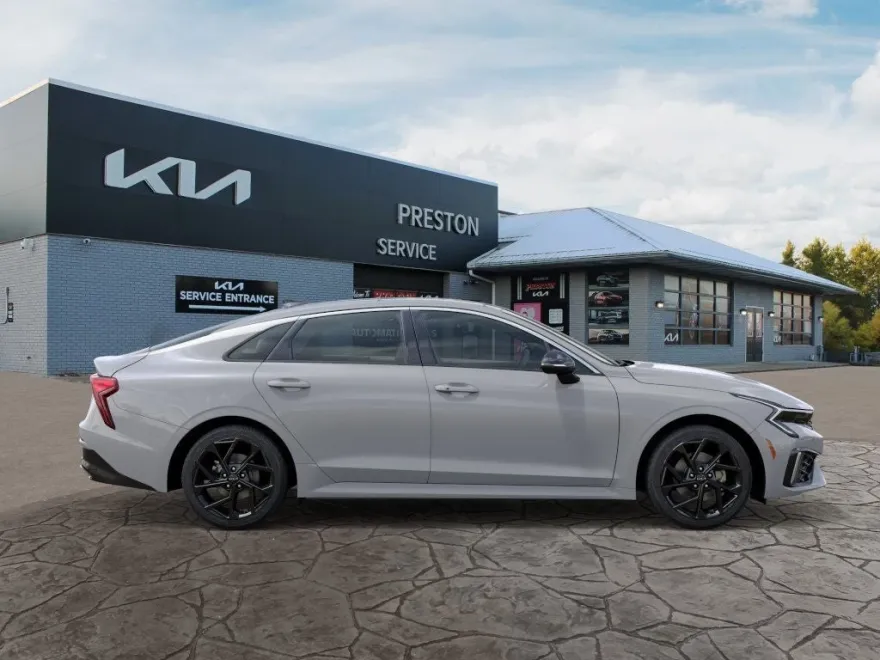 2026 Kia K5 GT-Line photo 1