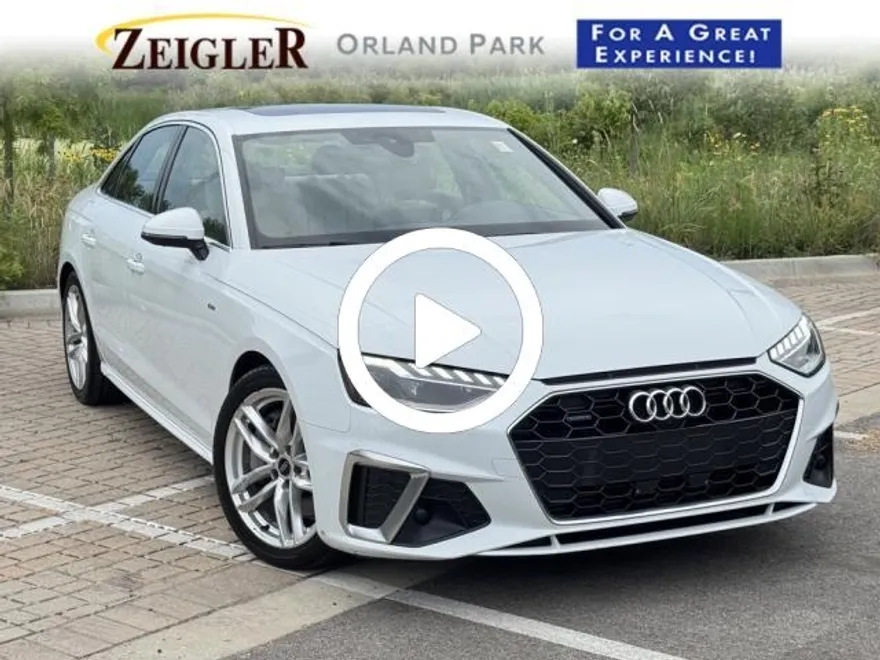 2022 Audi A4 45 S line Premium Plus Quattro photo 1