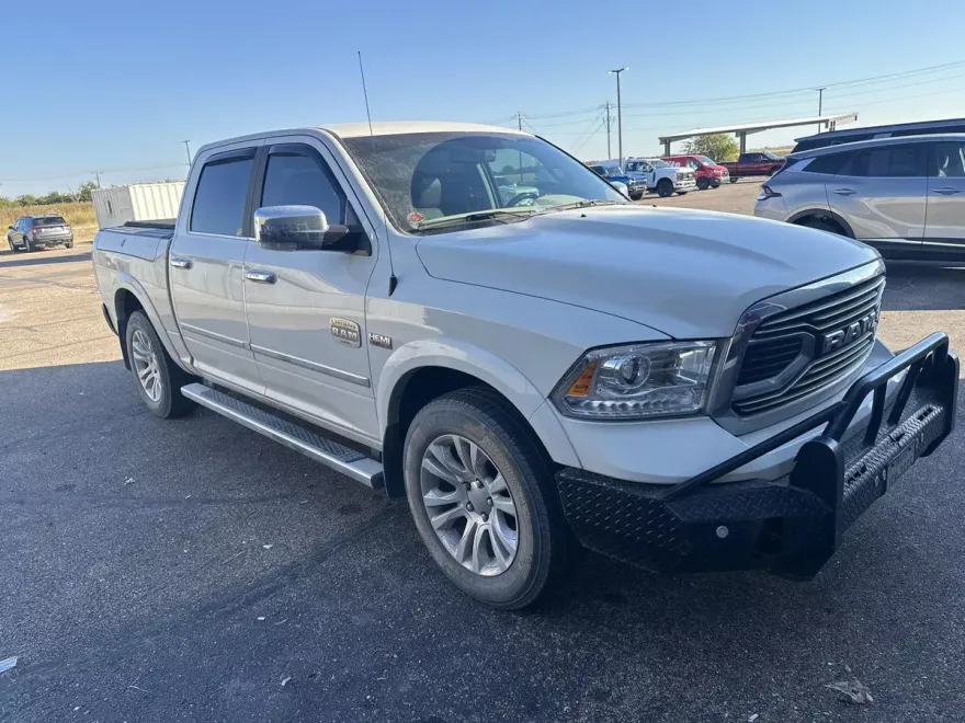 2017 Ram 1500 Longhorn photo 1