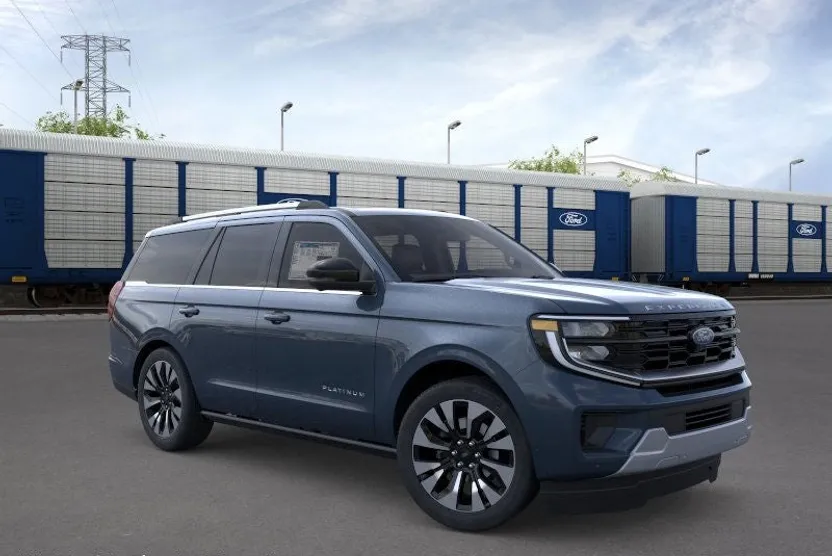 2025 Ford Expedition Platinum photo 1