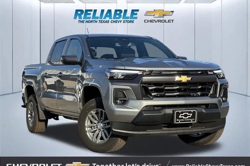 2026 Chevrolet Colorado LT photo 1