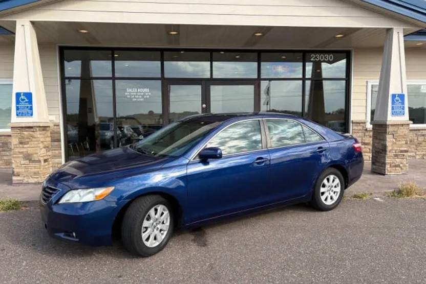 2008 Toyota Camry XLE photo 1