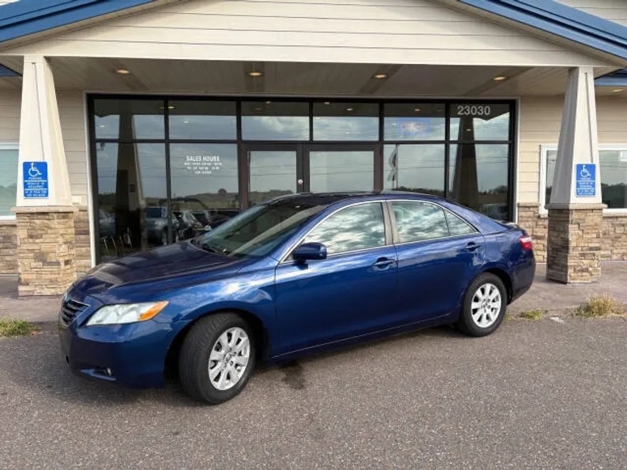 2008 Toyota Camry XLE photo 1