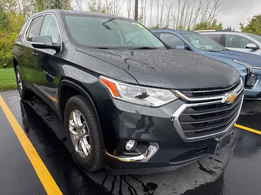 2018 Chevrolet Traverse Cloth 1LT photo 1