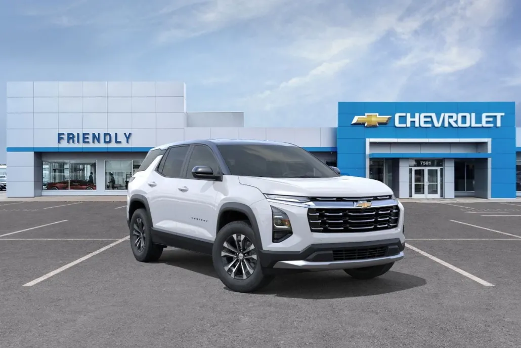 2026 Chevrolet Equinox LT photo 1