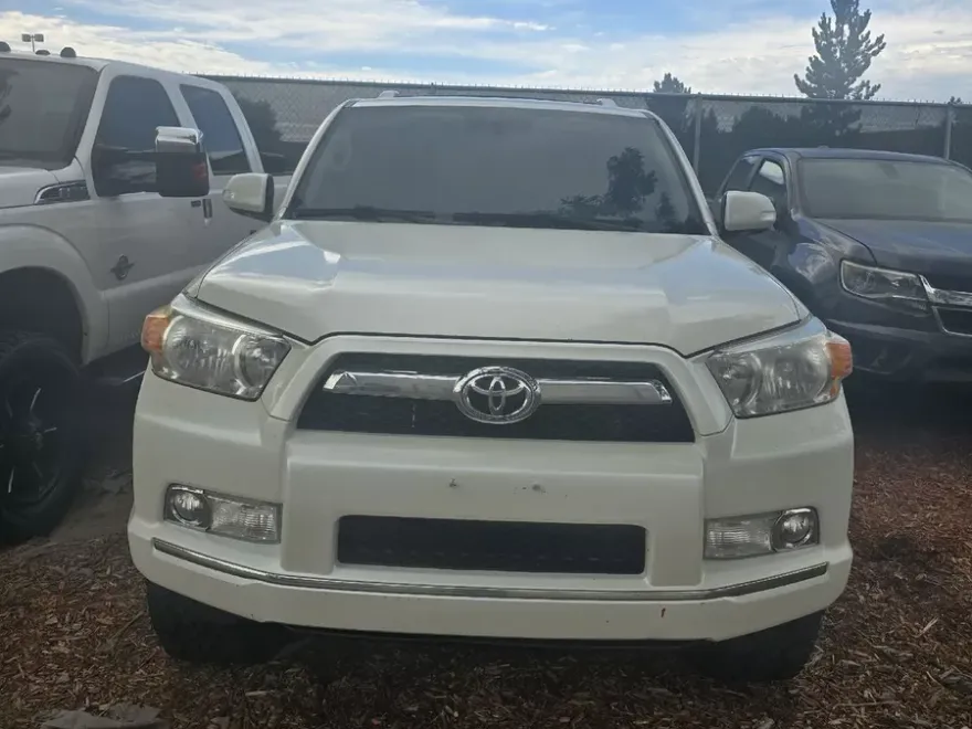 2010 Toyota 4Runner Limited photo 1