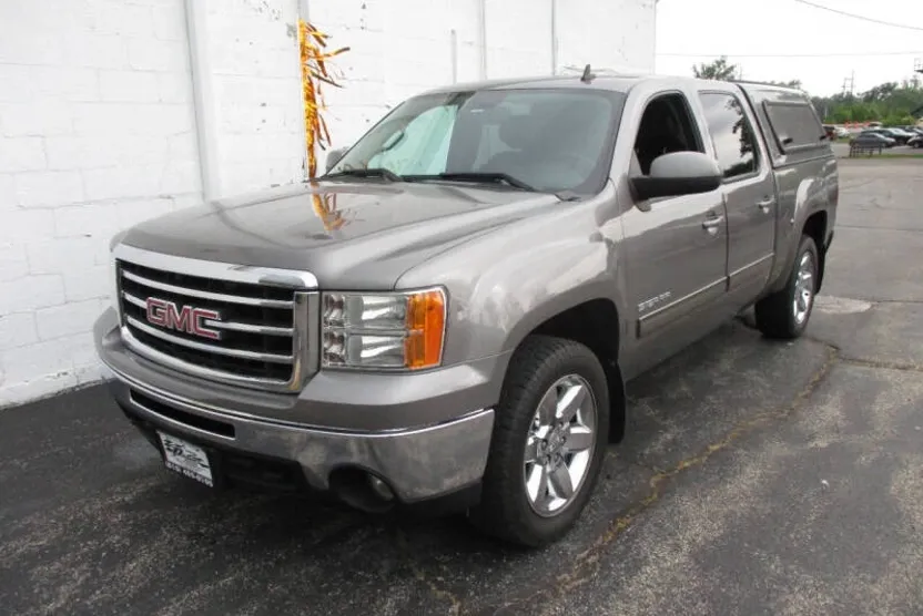 2013 Gmc Sierra 1500 SLT photo 1
