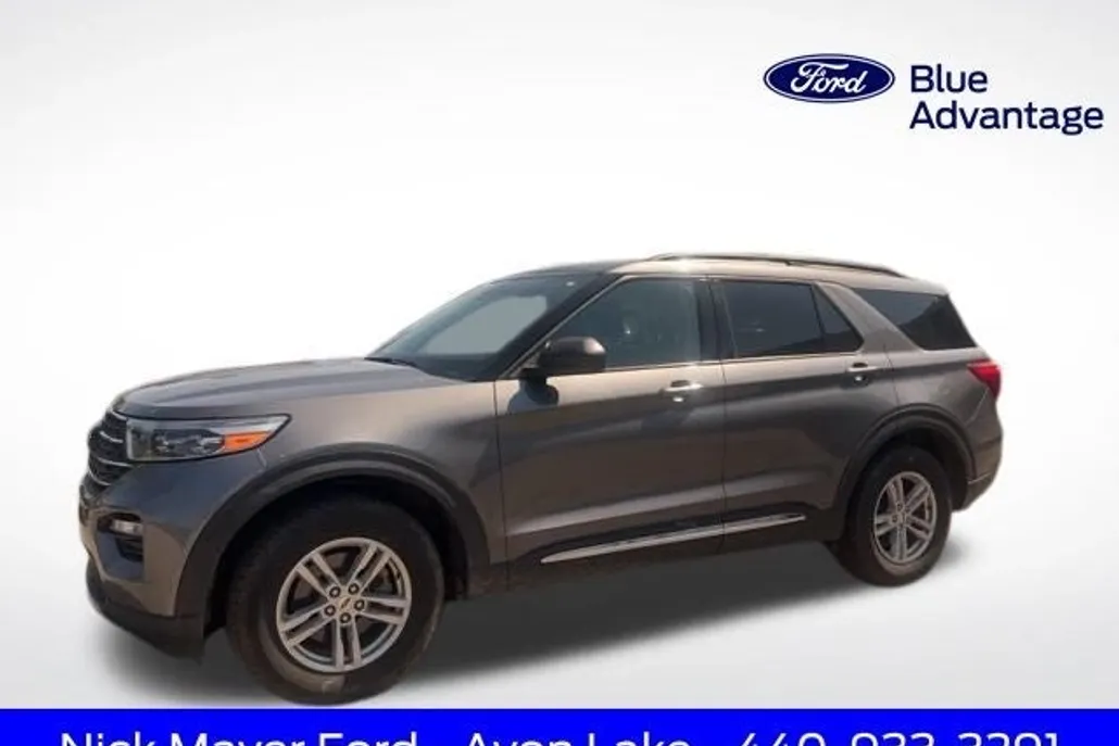 2022 Ford Explorer XLT photo 1