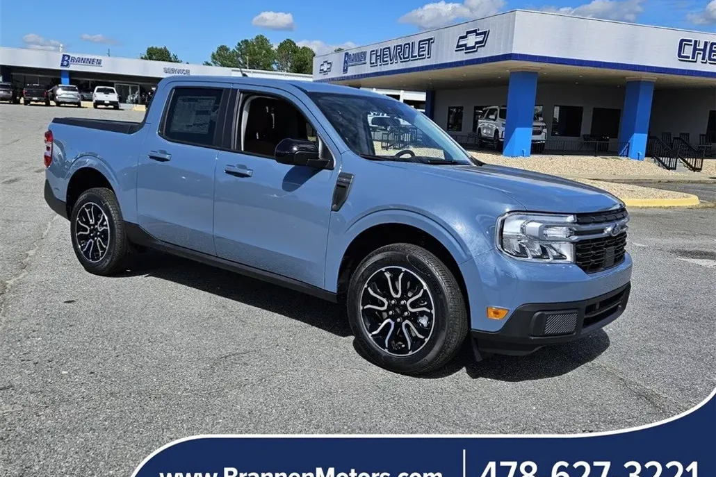 2024 Ford Maverick Lariat photo 1