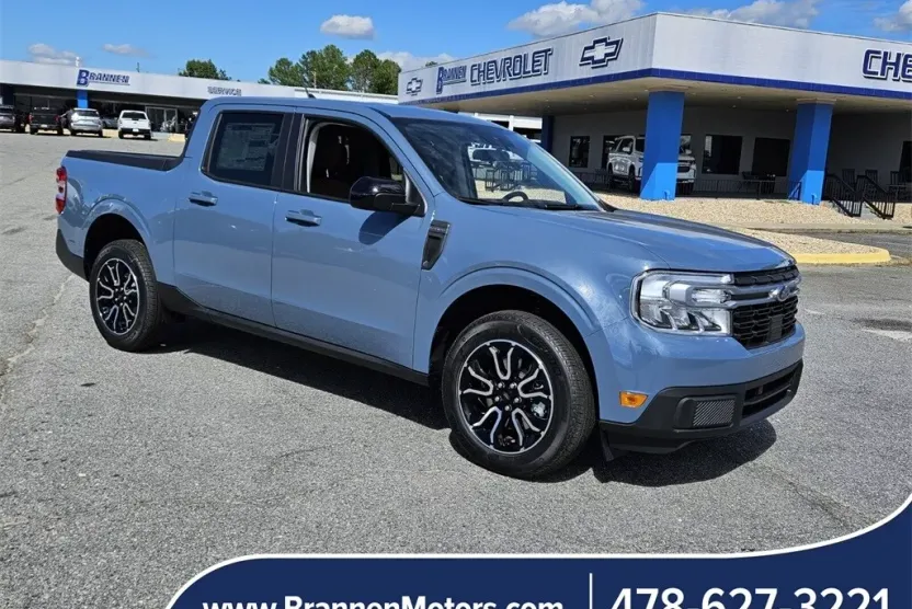2024 Ford Maverick Lariat photo 1