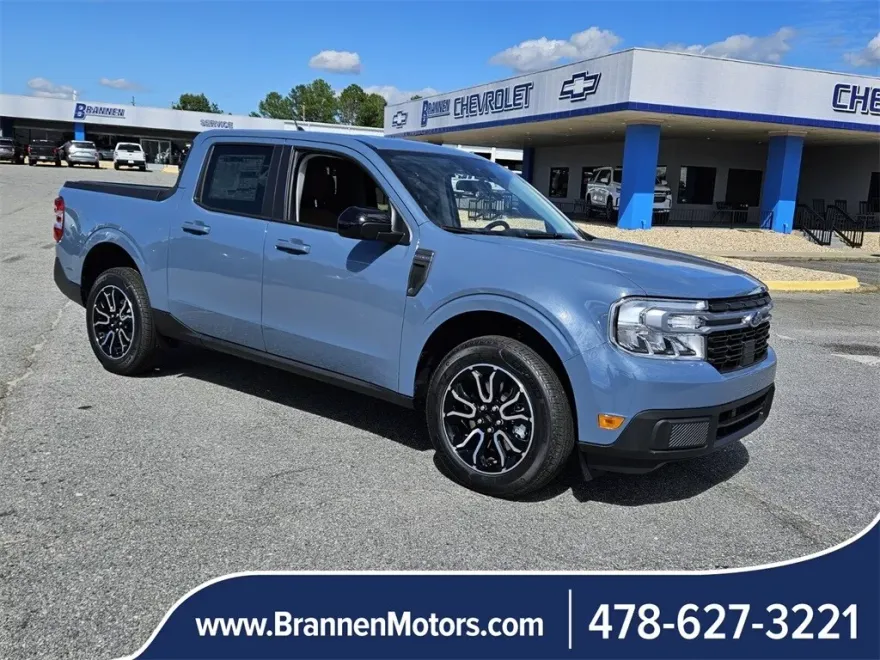 2024 Ford Maverick Lariat photo 1
