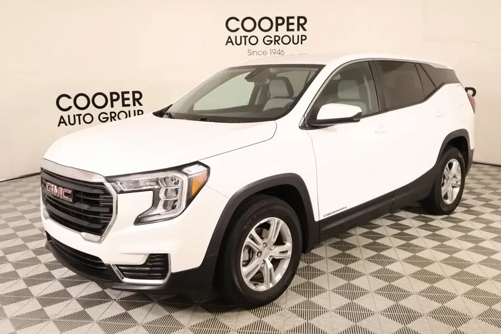 2024 Gmc Terrain SLE photo 1