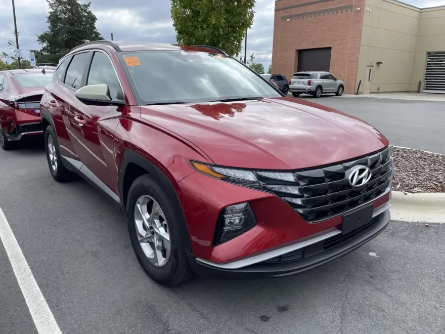 2024 Hyundai Tucson SEL photo 1