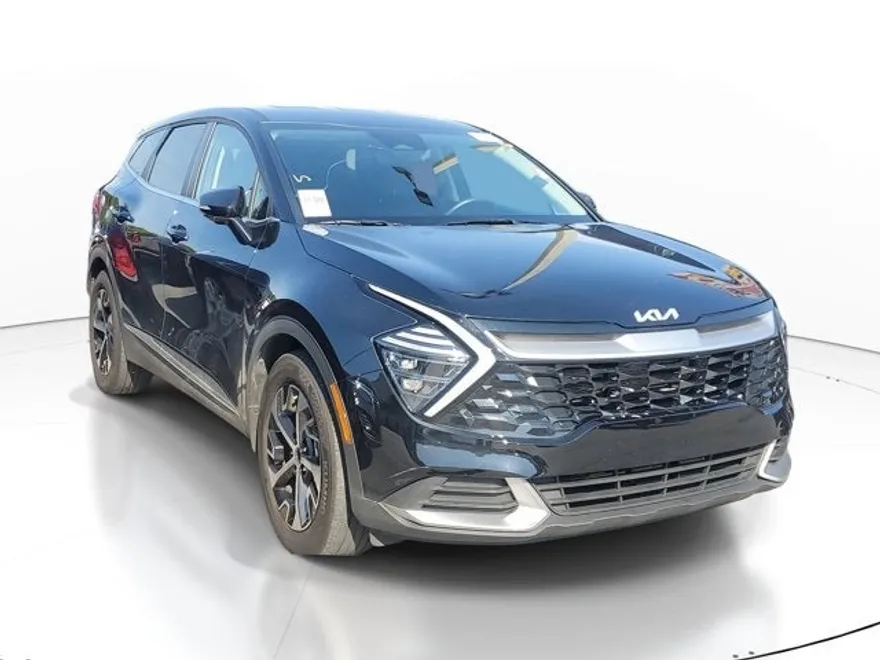 2024 Kia Sportage EX photo 1