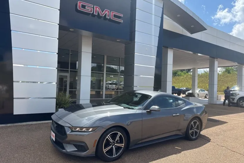 2024 Ford Mustang EcoBoost Premium photo 1