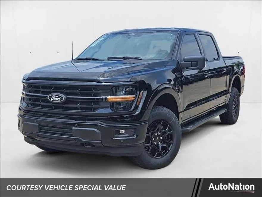 2025 Ford F-150 XLT photo 1