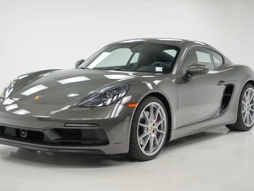 2025 Porsche Cayman GTS 4.0 photo 1